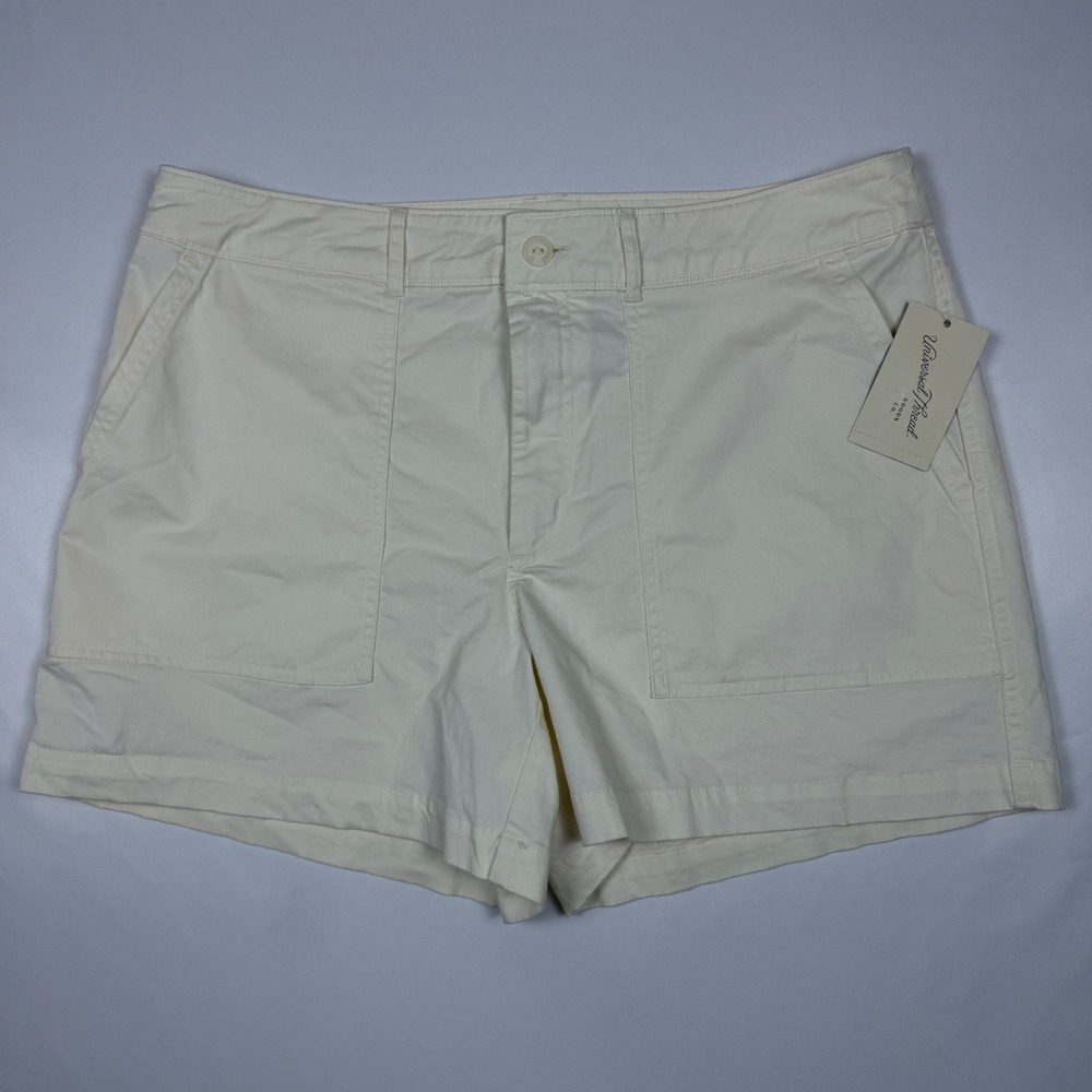 Universal Thread Cream High Rise Utility Patch Pocket Shorts Size 14 NWT - Picture 1 of 9